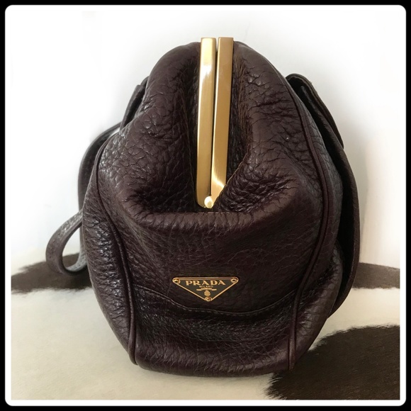 Prada burgandy doctor's leather bag - Picture 3 of 8